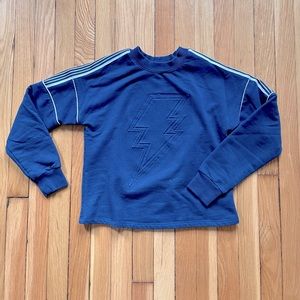 NO BOUNDARIES lightning cropped sweatshirt